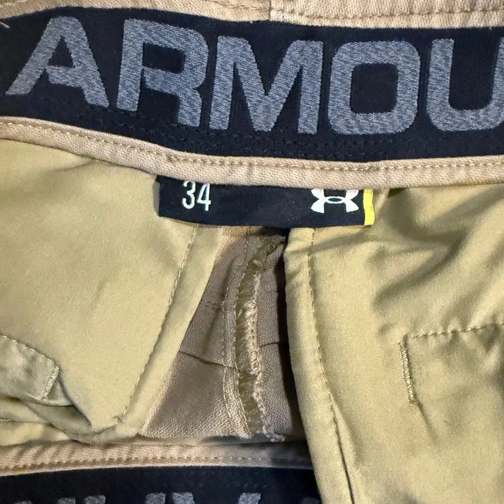 Under Armour‎ Men's Tan Chino Golf Pants Size 34x30 Flat Front UA Tech